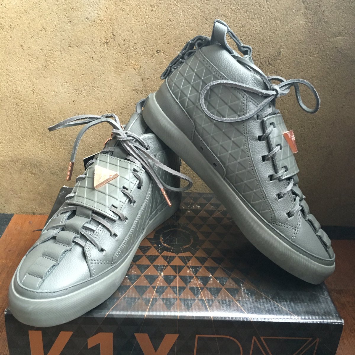CrepsDirect's tweet photo. Sourced๐ Limited to 200 pairs worldwide ๐ช #patrickmohr MK6 Dark Grey ๐ Email for enquiries crepsdirect@hotmail.com https://t.co/NCLi8dsoad