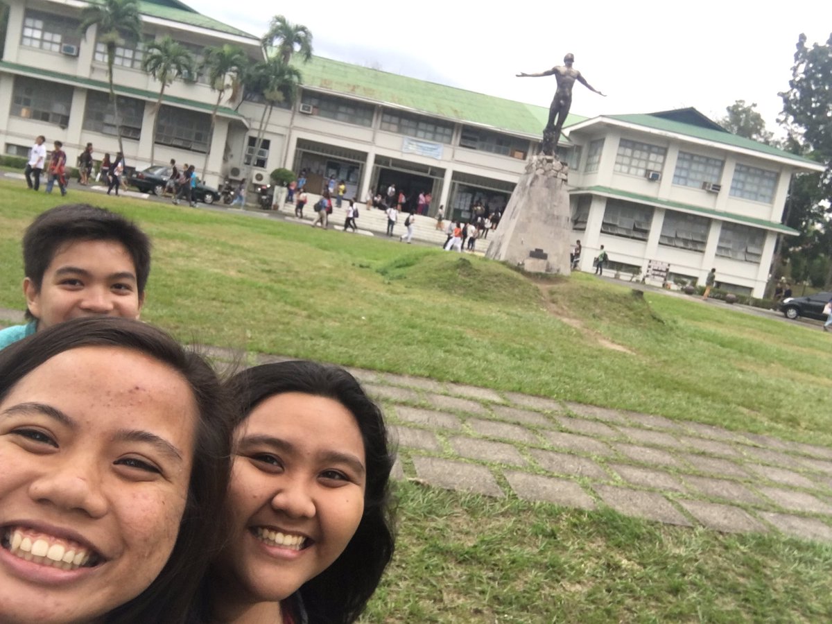 gvdca's tweet photo. Groupie w/ oble. Taruy naman our squad goals. 😂 @GentziaBaring #Jrmy https://t.co/9n7sCukn0E