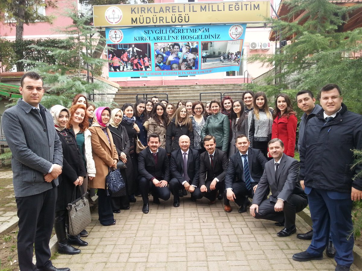 yusufusta72's tweet photo. Aday Öğretmenlerimize okul dışı etkinliğimizin ilk gününde Kırklareli'ni tanıttık.@ibrahm_Korkmaz @KIRKLARELIMEM https://t.co/CGuCPC16va