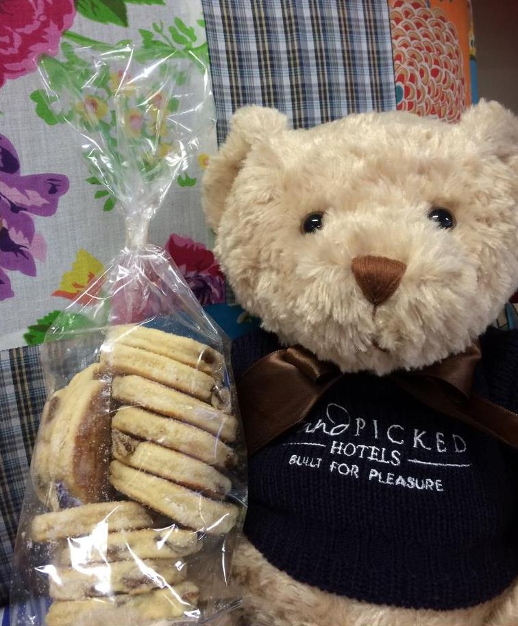 Happy #StDavidsDay to all! Tucking into my Welsh cakes with a <a href="/hp_hotels/">hp_hotels</a> #AfternoonTea at <a href="/SeiontManor/">Seiont Manor Hotel</a>