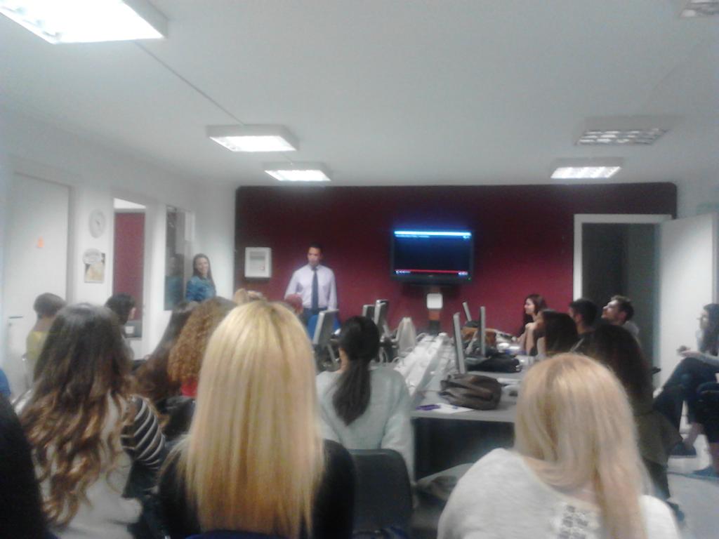 m_vergou's tweet photo. #ADandPRLab The beginning of a new semester! Can't wait!!! @tsakarestou https://t.co/I5iMuPIgP3