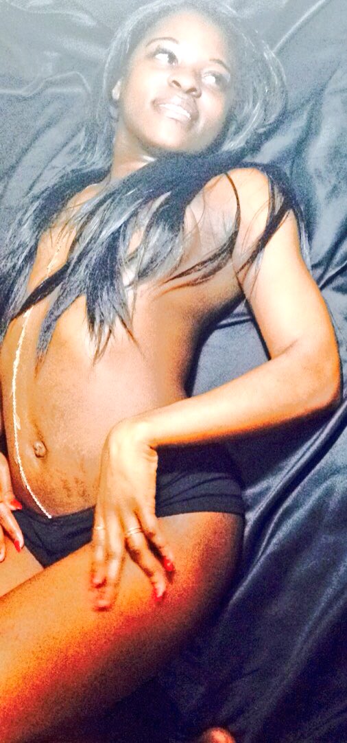 Shabrionnaaa's tweet photo. #mods #msmodel #rt #fave #dejphotos #body #skin #sexy #petite #slim #work 😘 https://t.co/REpeOtUj79