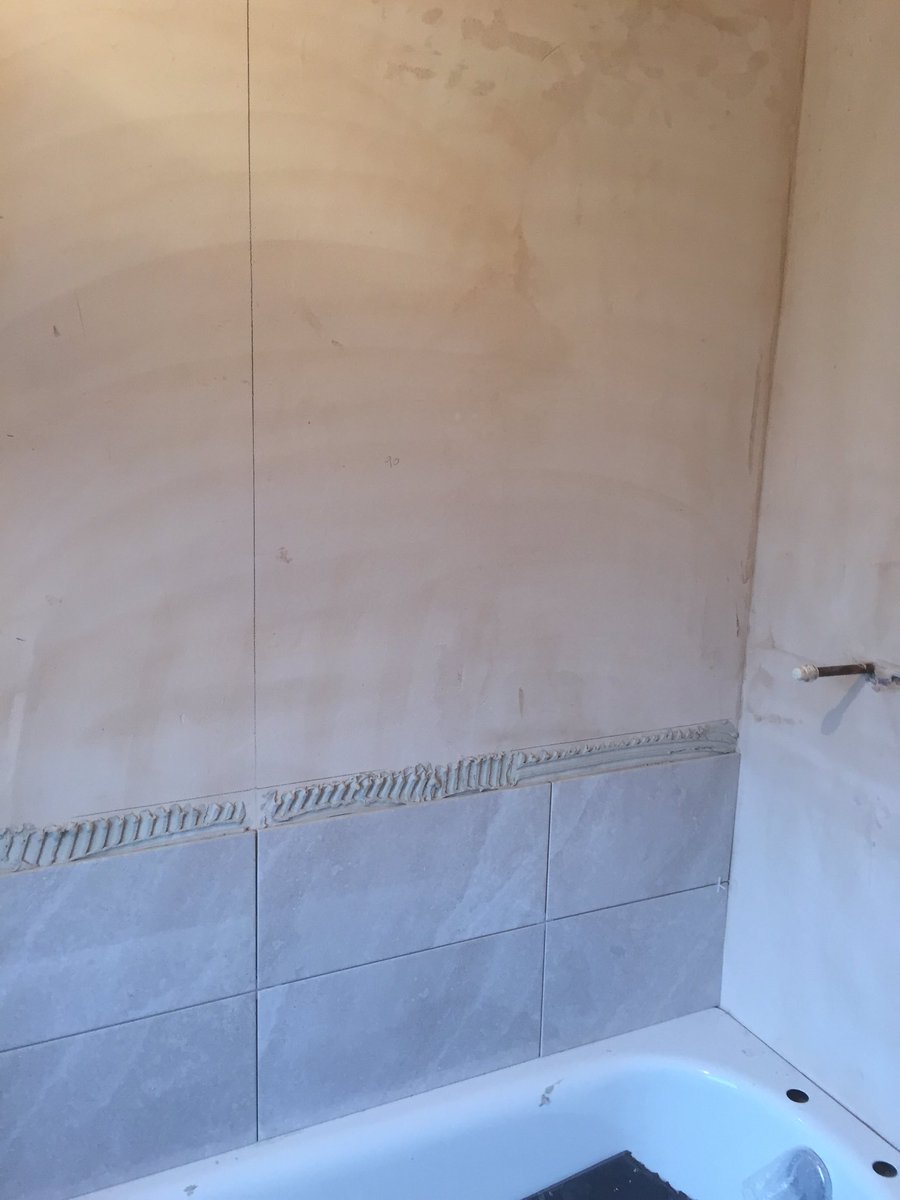 _BathroomMaster tweet picture