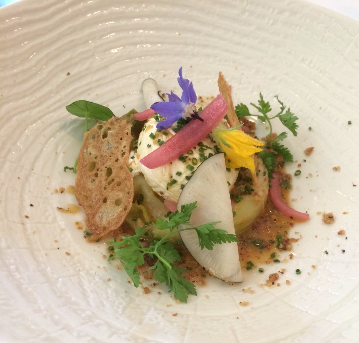Mon billet sur le resto étoilé <a href="/guideMichelinFR/">Le guide MICHELIN</a> #LeColombier bit.ly/1XYj5zl <a href="/GastronomieFood/">Gastronomie</a> #food