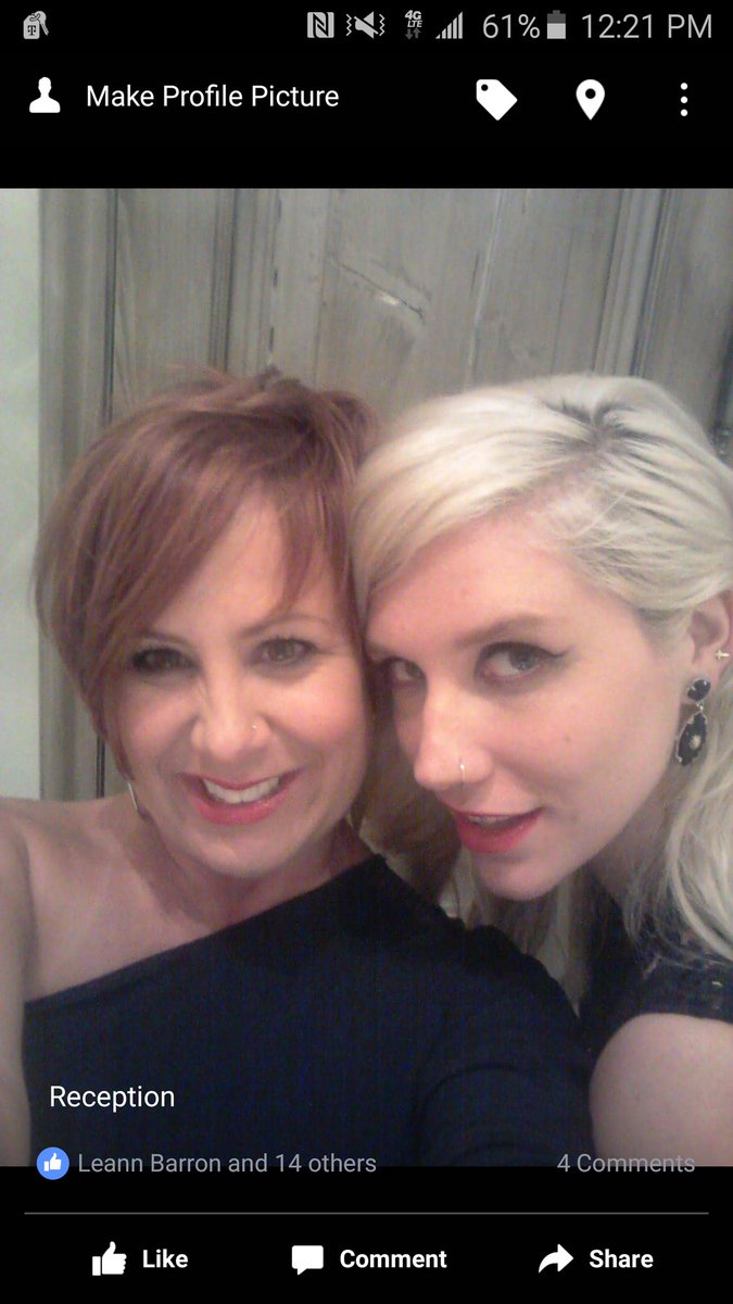 shashab33's tweet photo. Happy birthday to my amazing,beautiful, strong sis...I love you girlie...💖💖💖🎈🎈🎂🎂🎂 https://t.co/jsXCUBWwIA