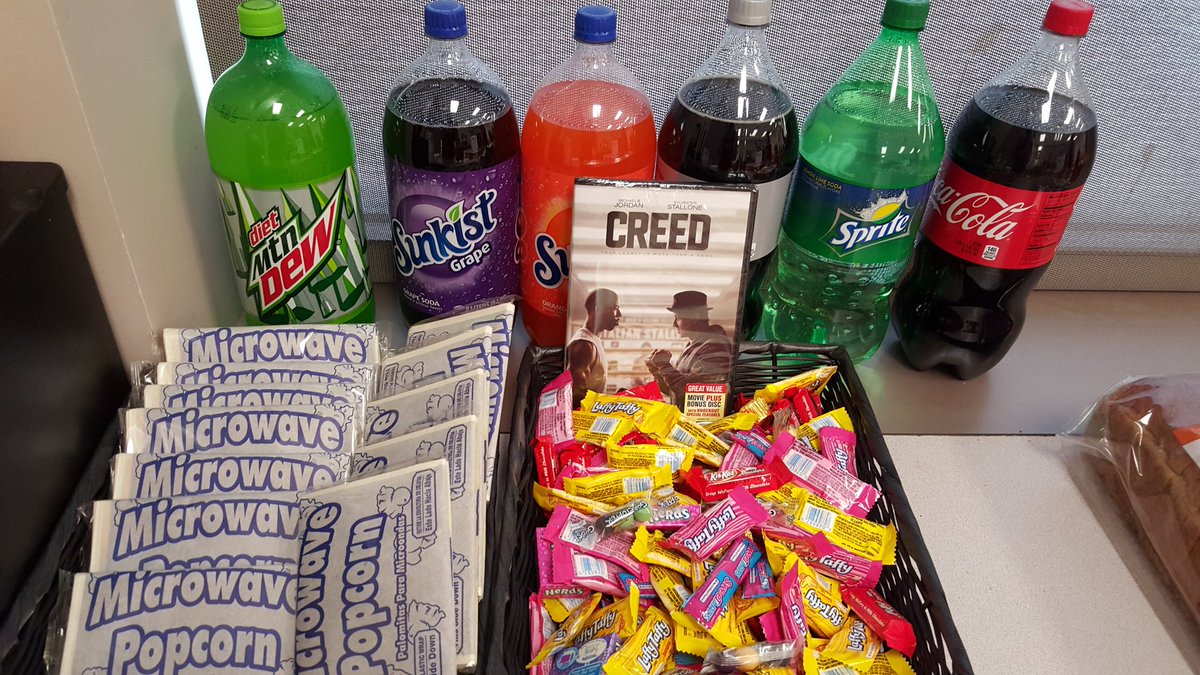 Its a⭐Knockout 🙌Tune in Tuesday✔💯Green Guest Survey🎯#2429 on FIRE🔥🔥🔥@linmwheel  <a href="/Martincgentry1/">Martin Gentry</a> <a href="/DerinBriggs/">Derin</a>