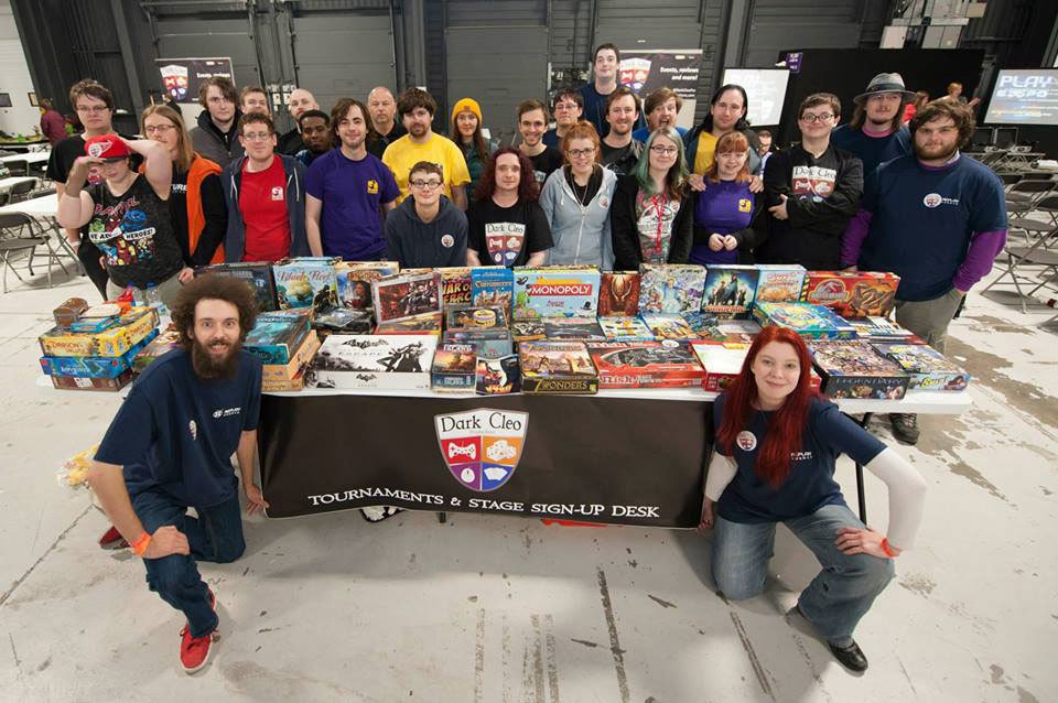 VICE's tweet image. It's official, everyone: Board games are cool now bit.ly/1LSXSzT