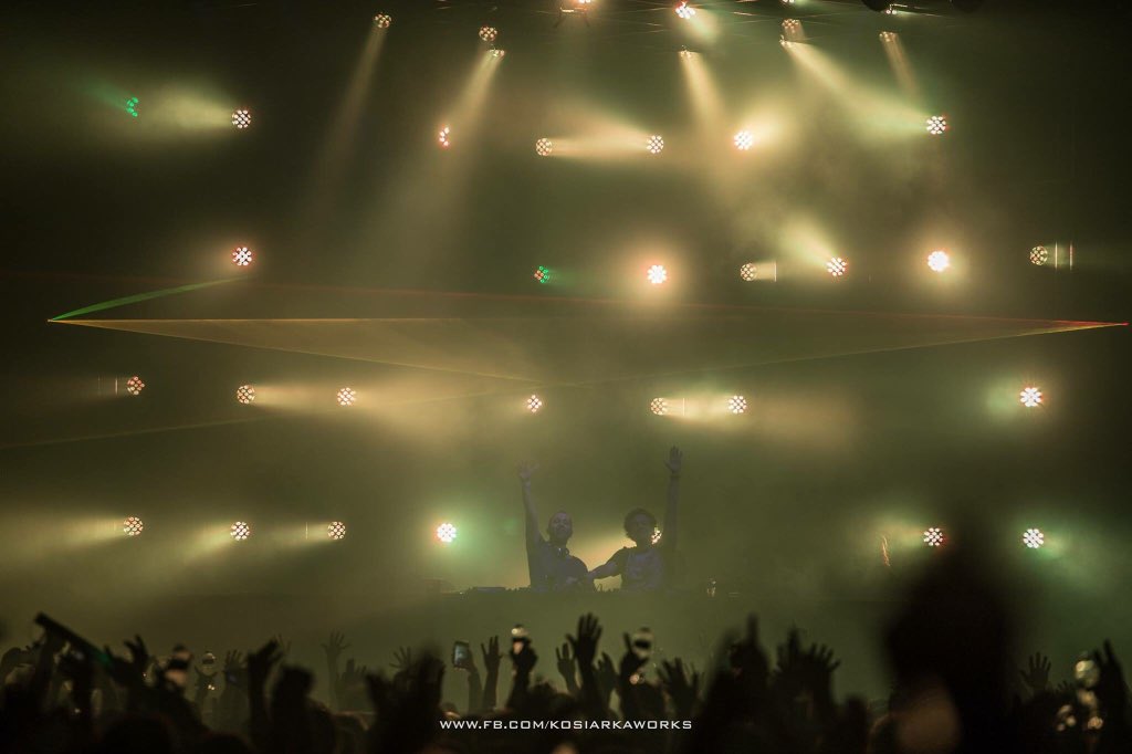 vinivicimusic's tweet image. Epic memories from @asot ❤️🙏 #TranceFamily #PsyTrance #asot