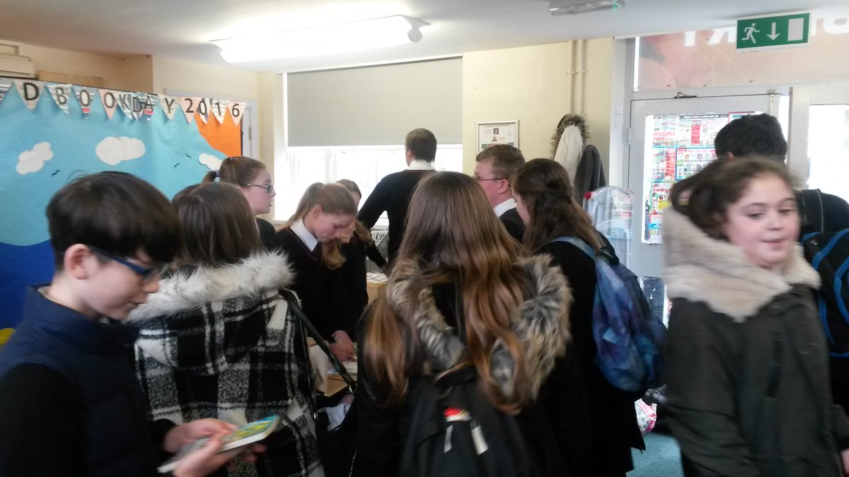 Frenzied book choosing in the library at lunchtime today! #worldbookday