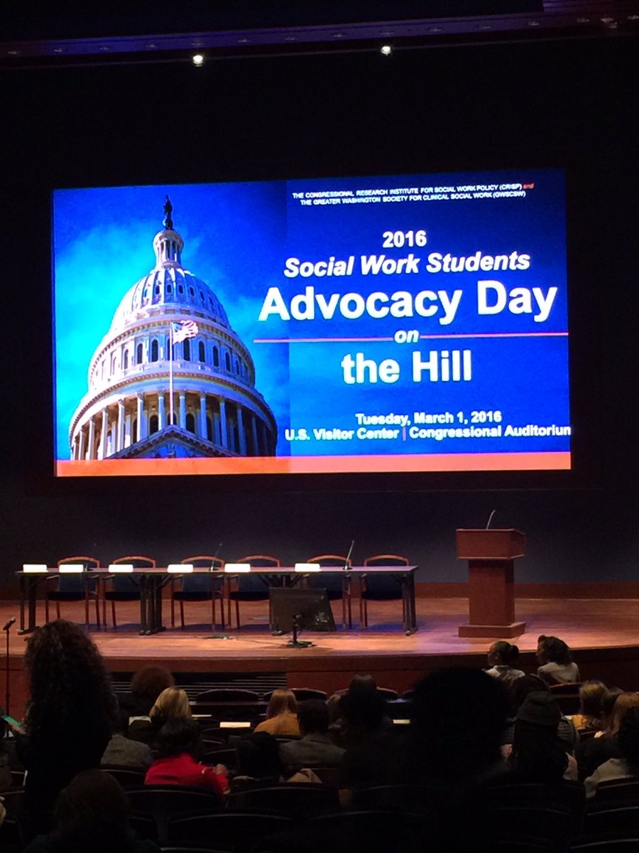 Whitmangum's tweet photo. Almost start time!! #YSocialWork #CRISP #GWSCSW #SUsocialwork https://t.co/BvFVOKxILl