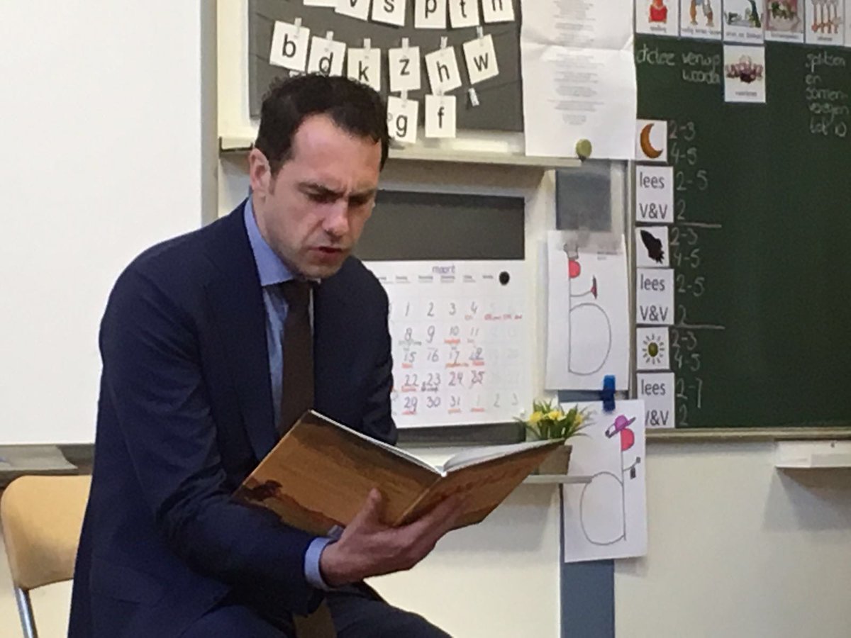 Azul Kids Boeken tweet media