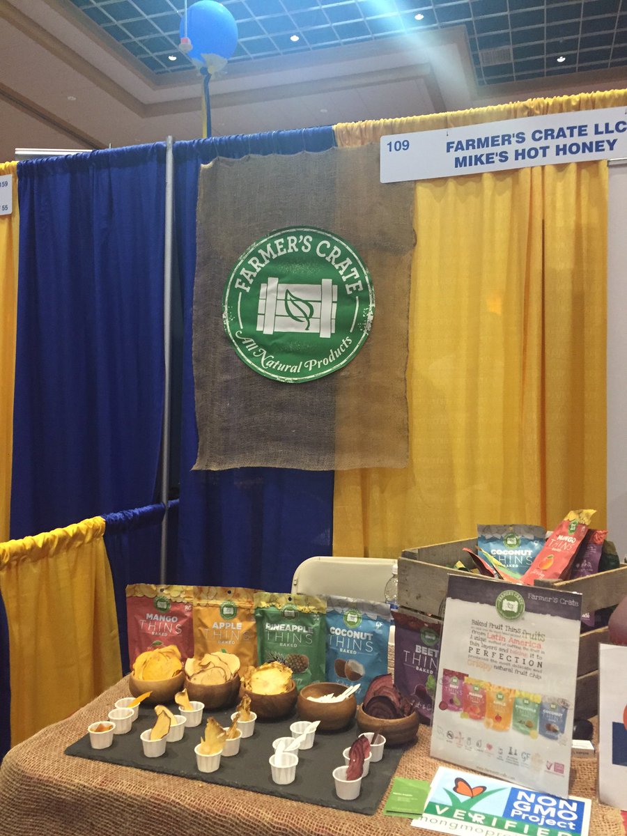 FarmersCrate's tweet photo. Chexpo is on!!! Come to visit US in the next two days #healthy #GoodStuff #fruit #thins #chips https://t.co/g9Fv6Xkcz5