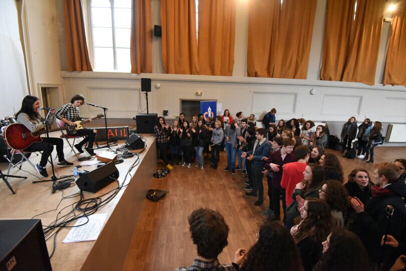 TourcoingVille's tweet photo. Au lycée Gambetta concert des @TOYBLOID #TeenageMusicClub @Aeronef @Les4Ecluses #Tourcoing https://t.co/KvfclOOCcZ