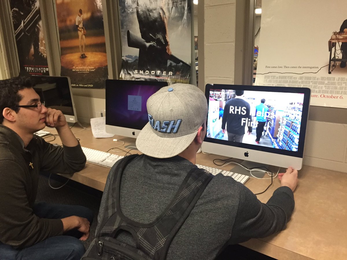 Mrs_M_Pierce's tweet photo. Current Issues students working hard to prepare for next weeks water drive!  #rcsrhsfalcons #rhshelpsflint https://t.co/TjHHiYsepx