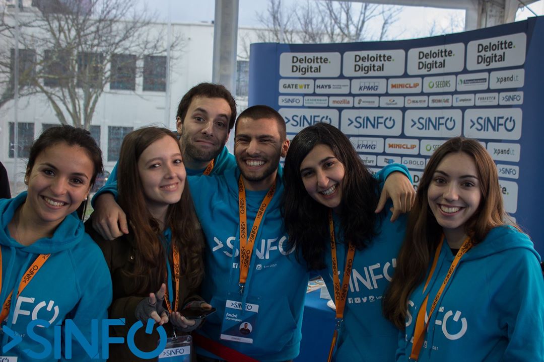 sinfoist's tweet photo. Who said there were only guys in SINFO?! Girl power on SINFO 23! ๐ฉ๐ฝ๐ฉ๐ฝ๐ฆ๐ผ๐ฆ๐ฝ๐ฉ๐ผ๐ฉ๐ผ#SINFO23 @Niltoncomedy https://t.co/29kxQEQW4P