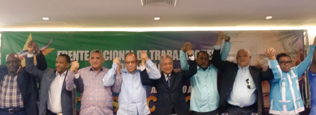 ftdcondanilo's tweet photo. ¡UNIDOS SOMOS MÁS! #SeguimosCreciendo #SeguimosAvanzando #Roberto4+ #LaMejorOpción #FTDconRoberto https://t.co/7H1X9pnNZK