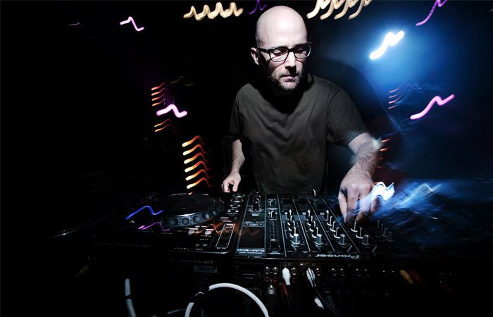 Artis Elektronika, Moby Merilis Album Secara Gratis kafemusisi.com/?p=331
