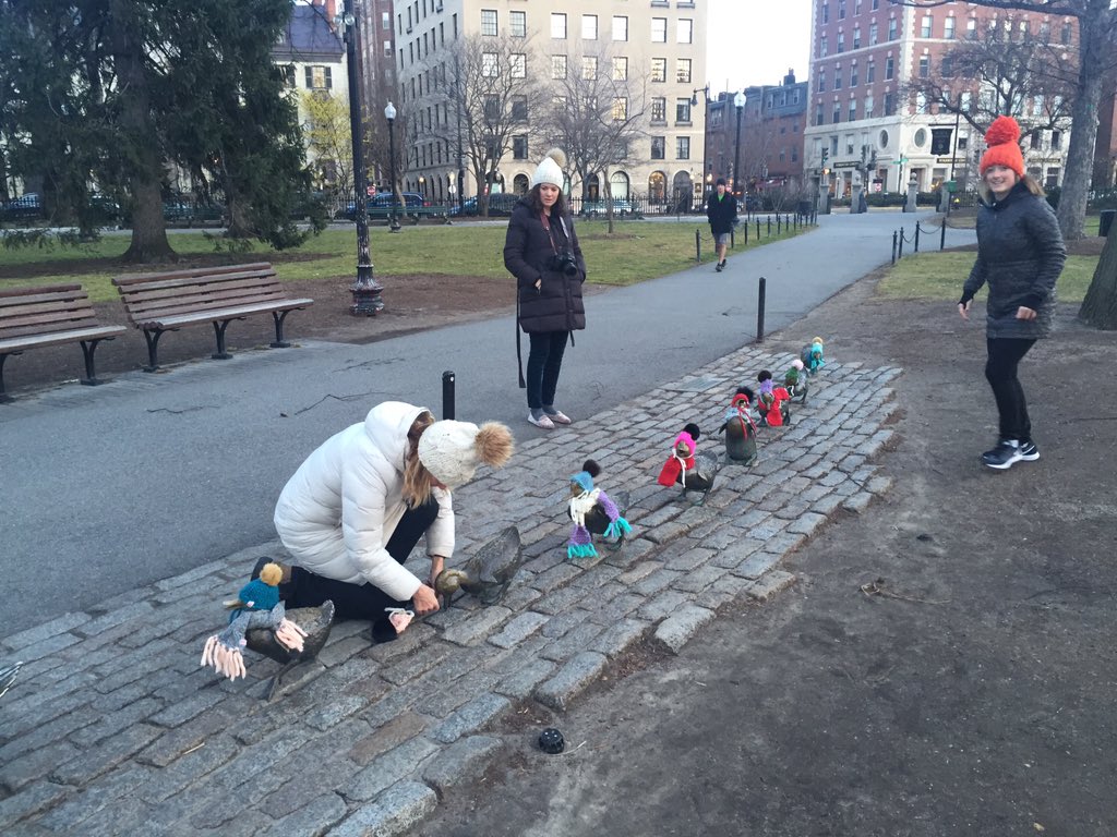 DanishStew's tweet photo. Early morning in Boston Common #makewayforstik https://t.co/uSk21nOtt1