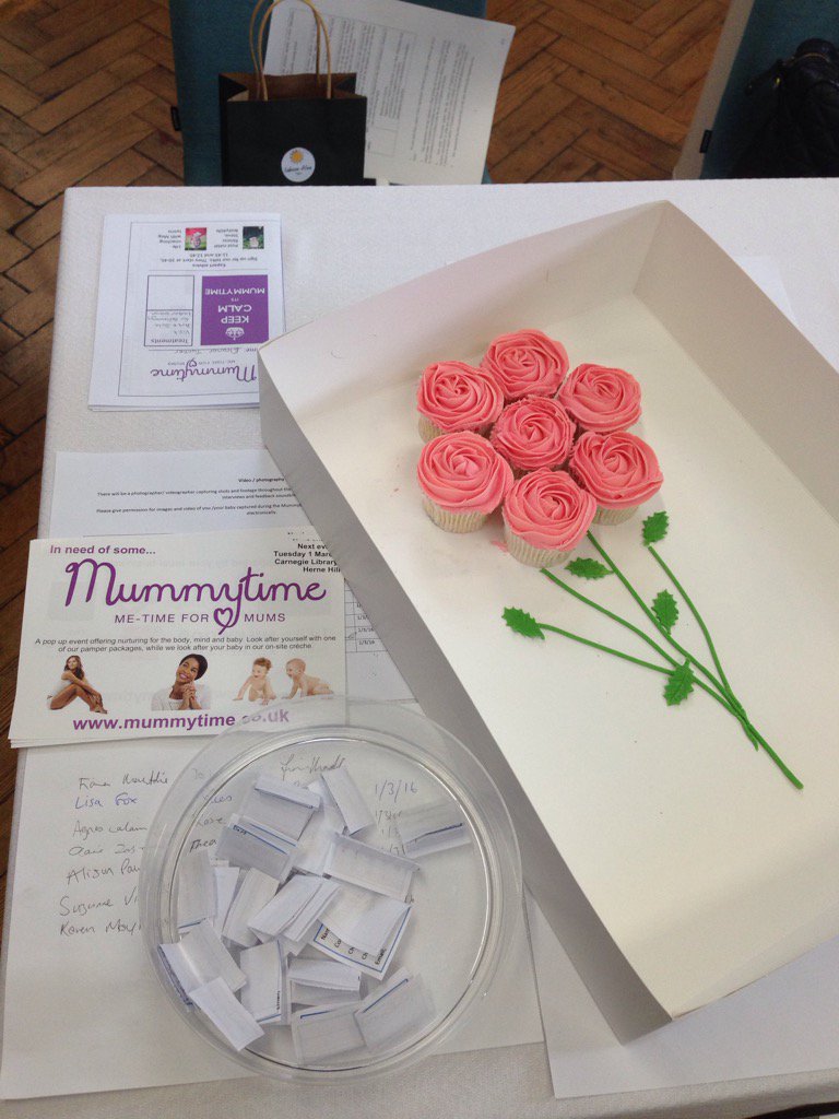 Mummy_Time's tweet photo. Lizzie Ford you are the winner of this beautiful cup cake bouquet donated by the lovely Ayesha from @WeWillCook https://t.co/uW1DqJUp5H