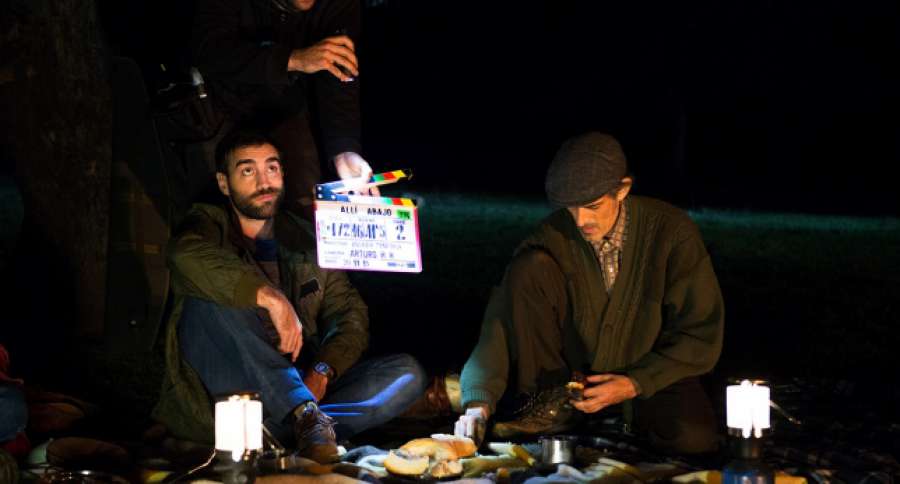 Así se rodó el tercer capítulo de #AllíAbajo, las secuencias más divertidas atres.red/29hnn