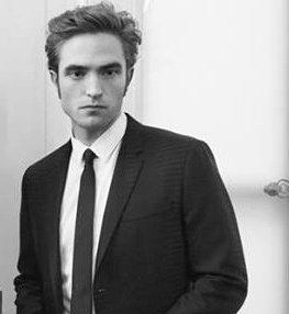 ROBSTENLOVE19's tweet photo. estoy muerta https://t.co/4Ky3LaY8Xh