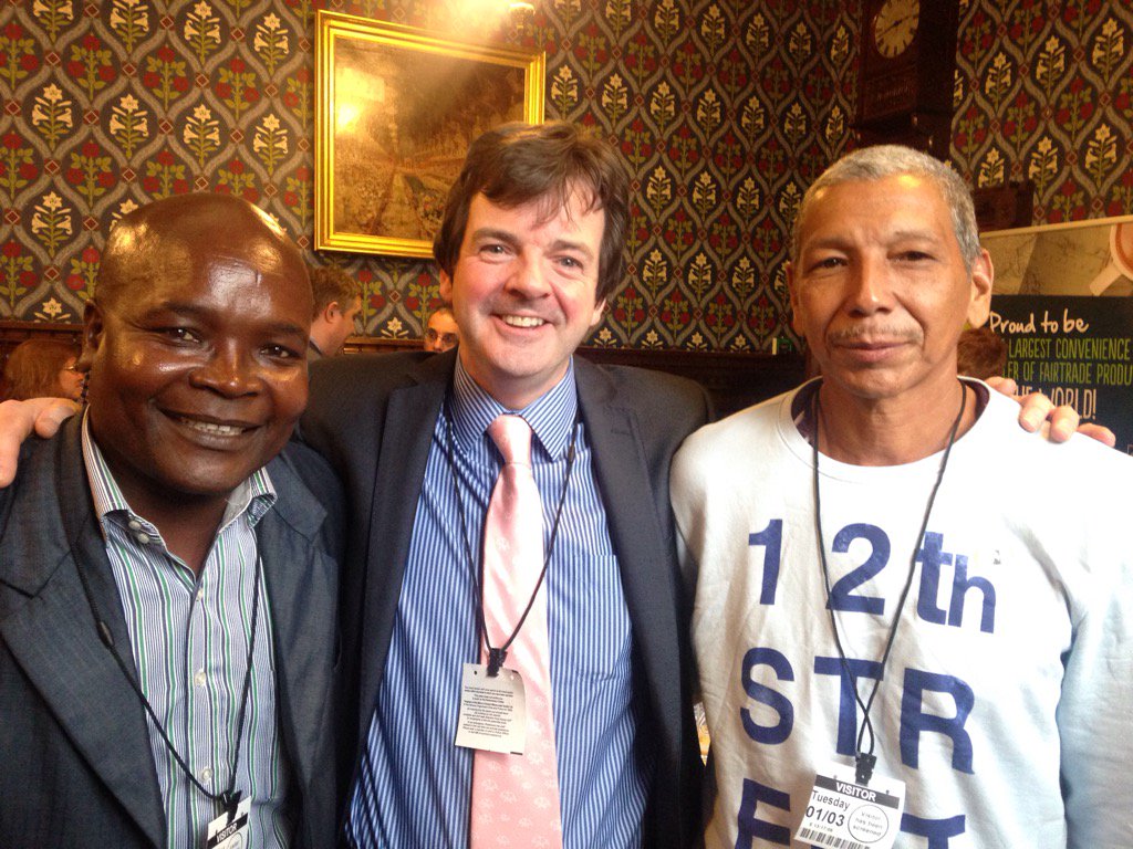 Brad meets Patrick tea farmer from Kenya &amp; Julio banana farmer from Columbia at Houses of Parliament #growingstories