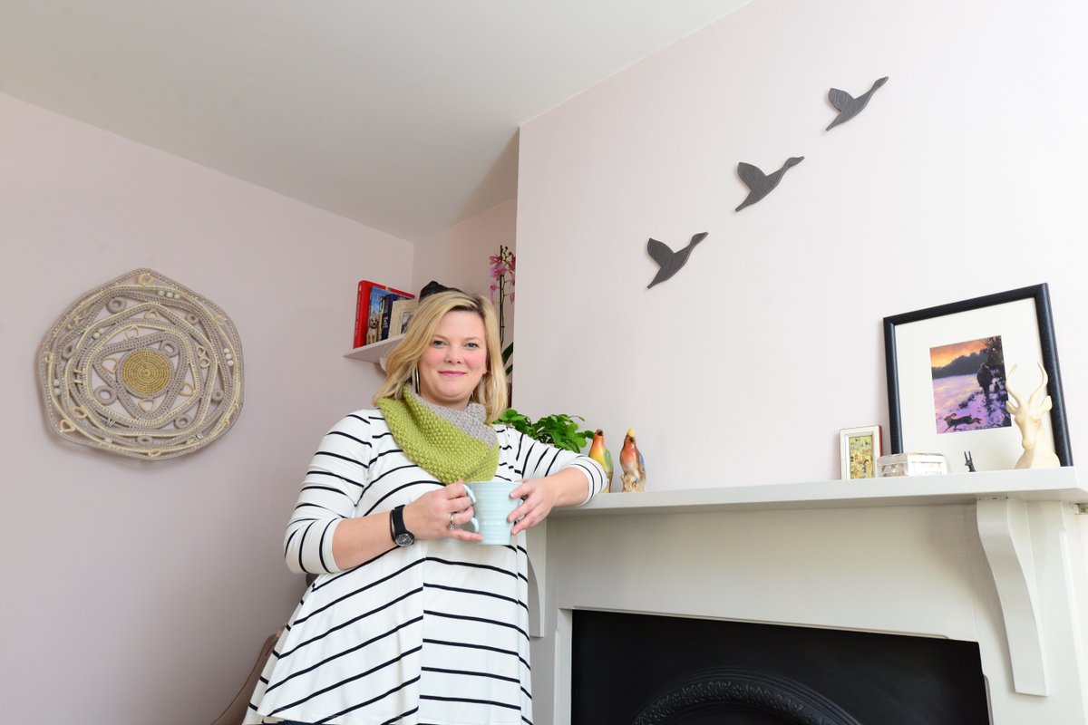 Love the idea of #MagneticPlaster but not sure how you would use it in your home? 

athomemagazine.co.uk/how-to-create-…