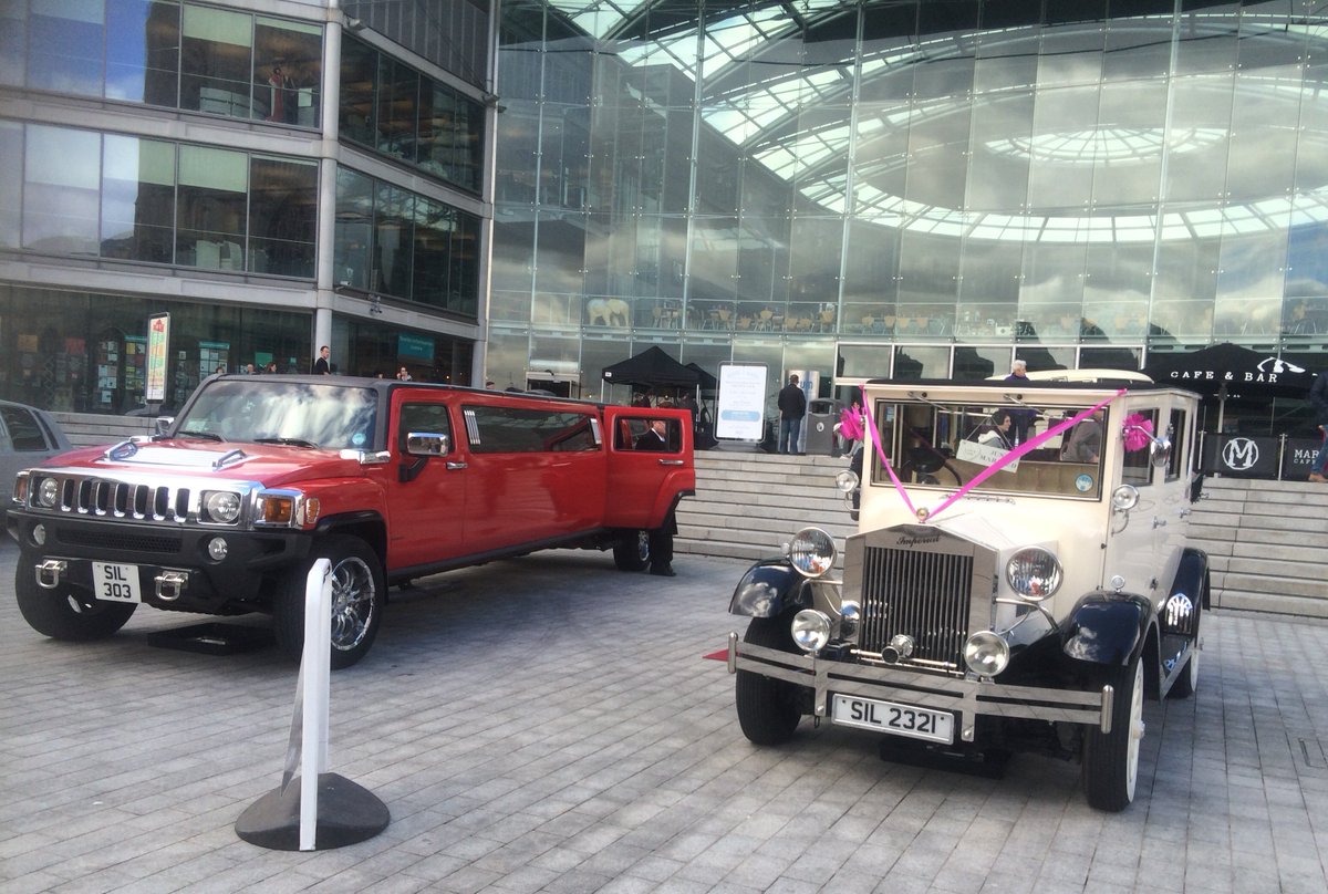 SILVERLINEINFO's tweet photo. PROM TRANSPORT #silverline #weddingcars #promcars https://t.co/bTsjhL9F3v