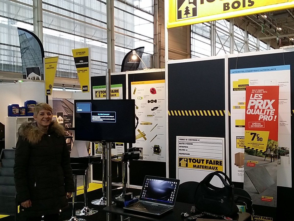 elpev's tweet photo. Parc exposition de Villepinte nous sommes en préparation du salon #ToutFaireMateriaux https://t.co/n13BGmb9n0