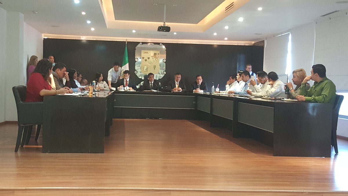 Aprueba <a href="/GobSanNicolas/">Gobierno de San Nicolás</a> a Edgar Daniel Valencia Moncada como Secretario <a href="/sanicoseguridad/">Seguridad.Sanicolas</a> @VictorFuentesSN <a href="/PREVESAN/">PREVESAN</a>
