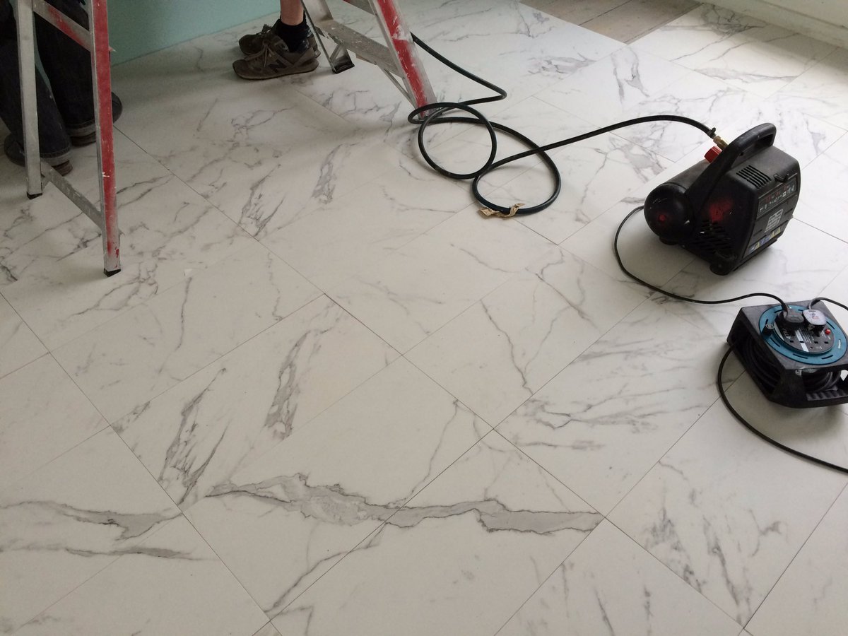 Livingetc's tweet photo. Feeling fresh with #marblewallpaper on mdf with eau de nil #Valspar paint #juneissue https://t.co/RCHzZ4xF0m