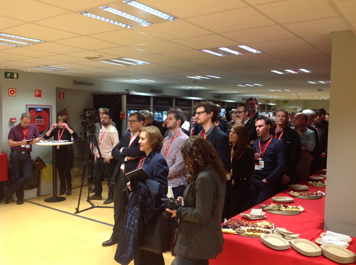 infoGMV_es's tweet photo. Asteroids: A vision of the future entre los asistentes se encuentran grandes expertos del sector #AIMVisionOfFuture https://t.co/y5DxMnuJ1G