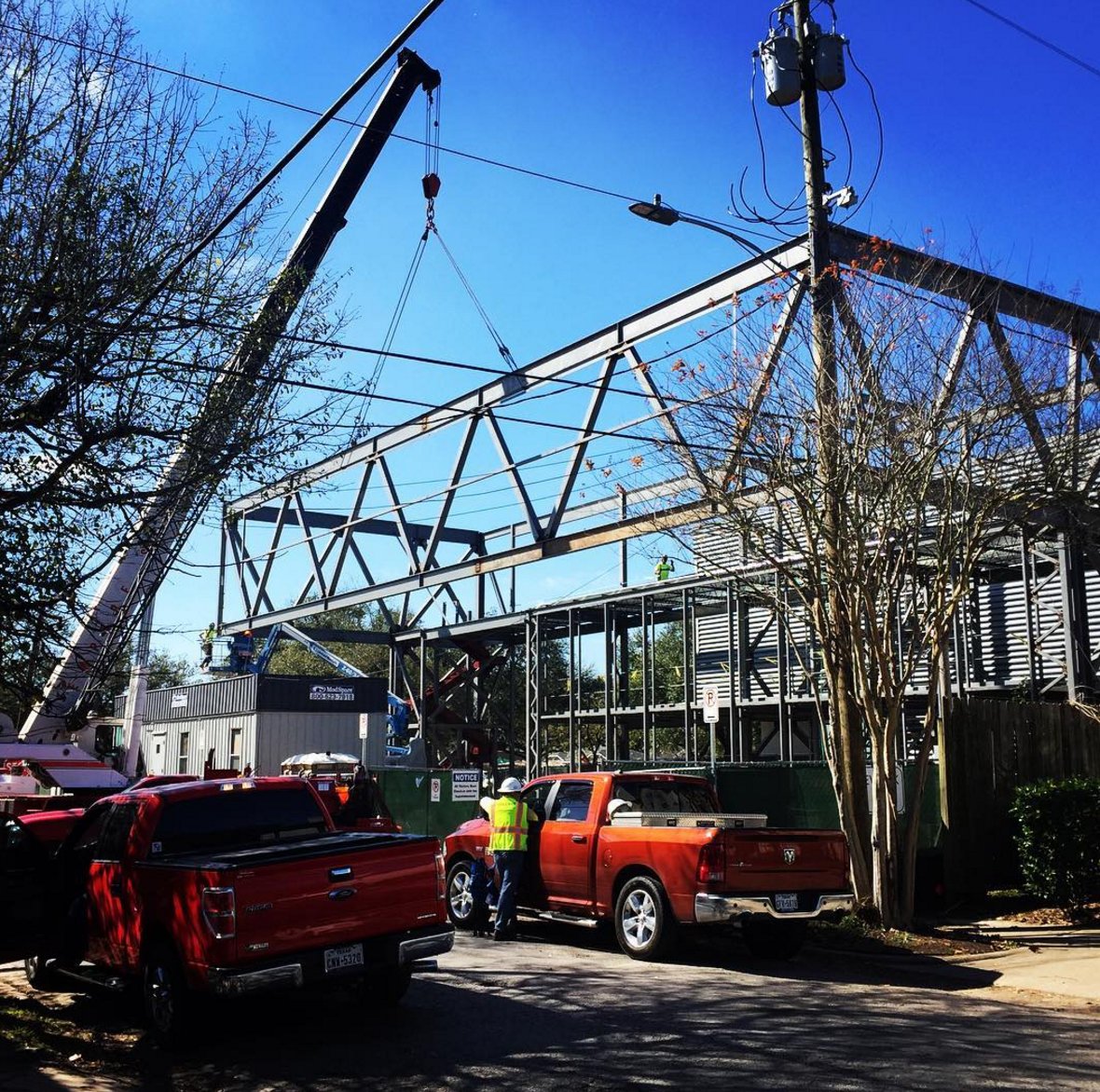 Truss rising. Onsite at our new office! #dkarc #texasarchitecture #steel #structure #contractor #constructionlife