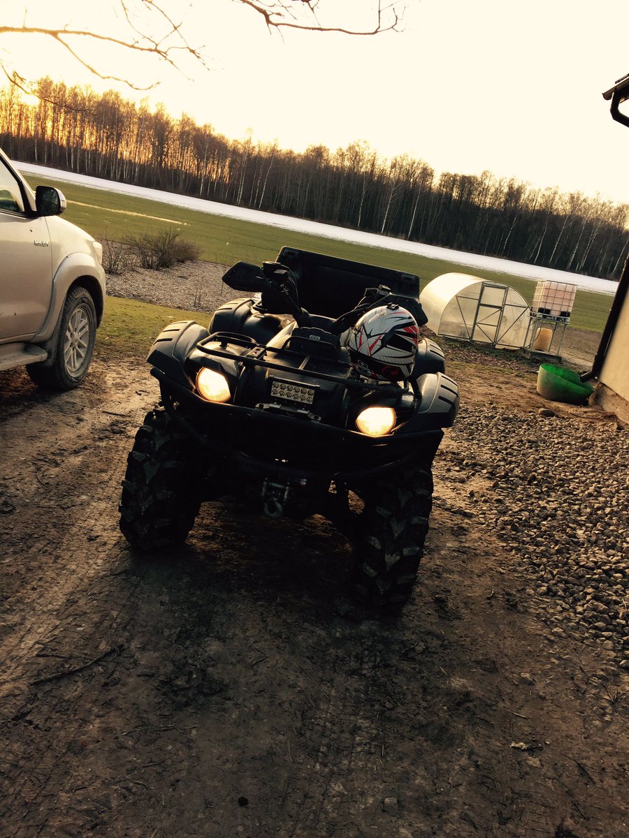 Spangers_'s tweet photo. Laikam tikai es māku uzvākot kvadraciklu! 😄🔫 https://t.co/IHHcZI0vrt