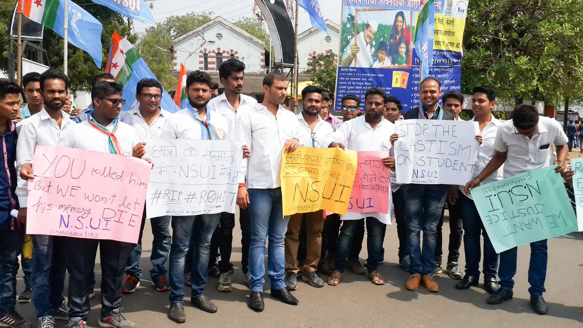 nsui's tweet photo. NSUI Maharashtra submitted memorandum to Chandrapur DM on the name of President against the blatant lies of HRD Min. https://t.co/A3prqppI1a
