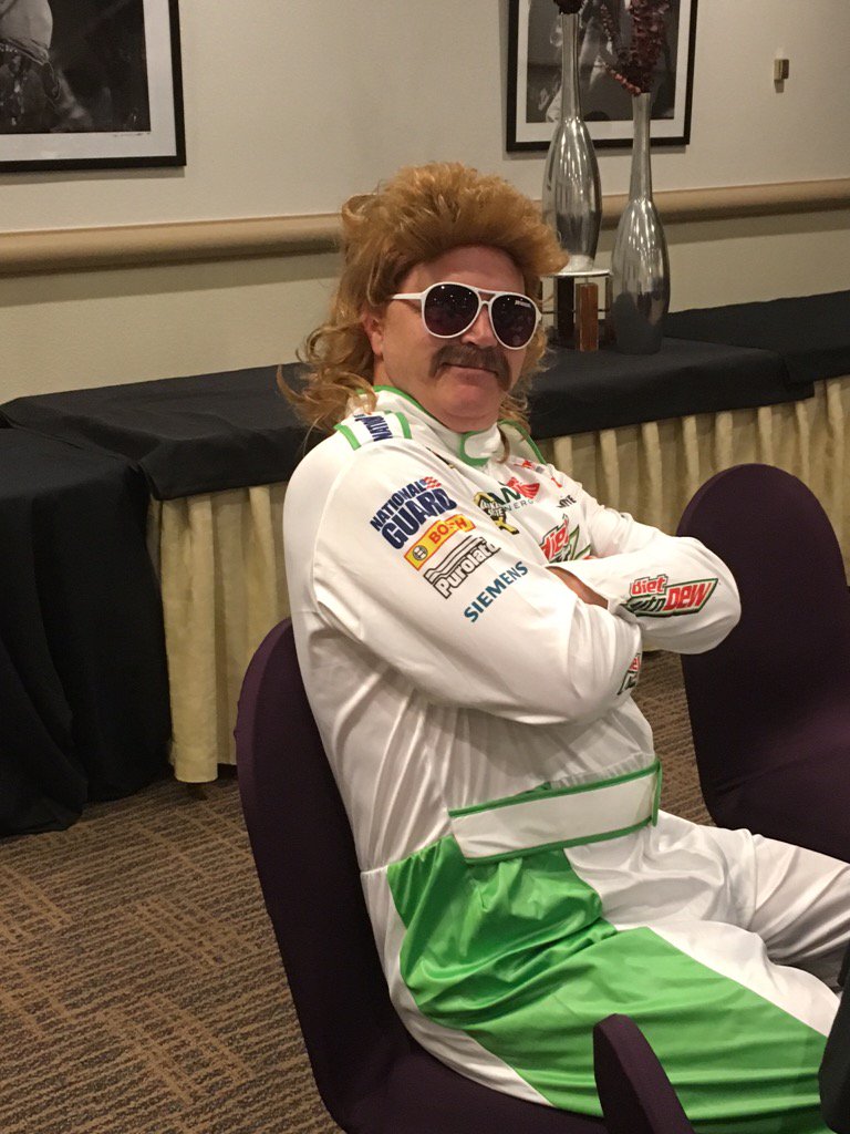 NTMATalk's tweet photo. "If you ain't first, you're last!" Congrats to Mark Vaughn on his Best Dressed at #NTMACLS2016 https://t.co/1I8CLENxxM
