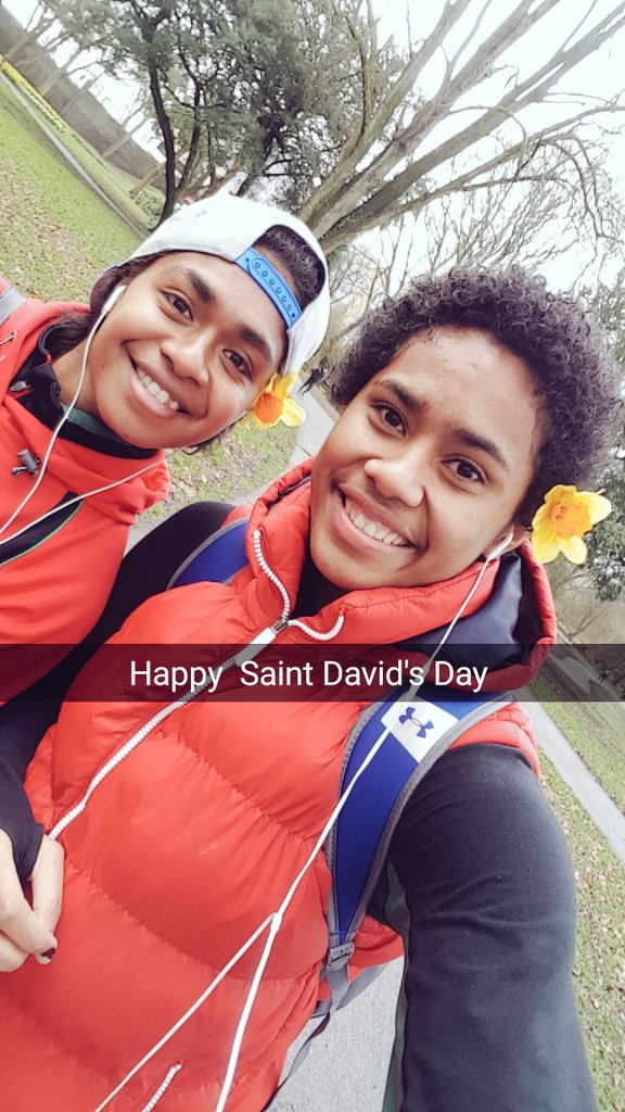 KahatokaEpisake's tweet photo. #DyddDewiSantHapus to my fellow Welsh 😊😊 https://t.co/HnAZn70Dgm