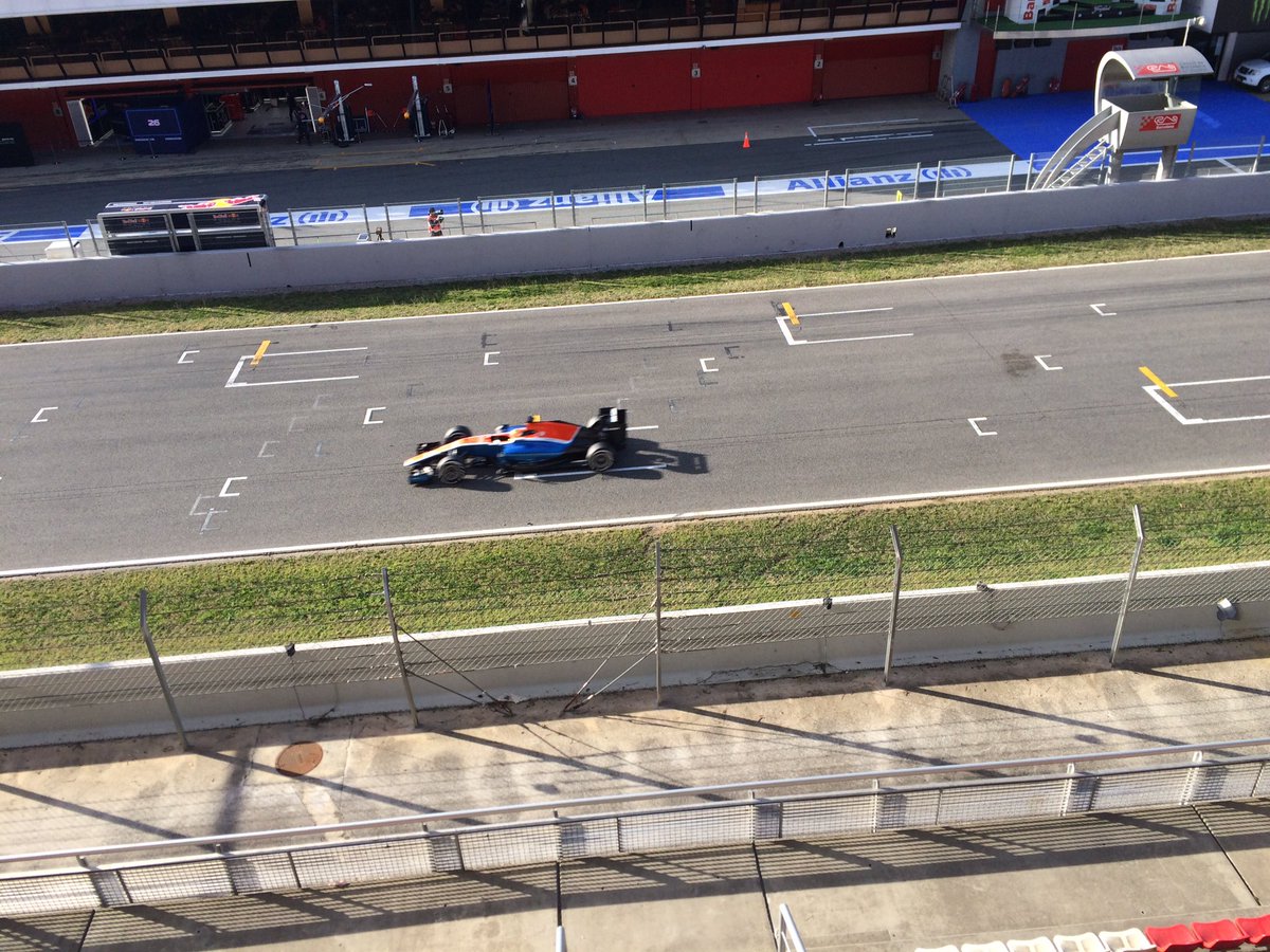 ManorF1FanBlog's tweet photo. Rio zooming past me on the pit straight. https://t.co/yqC5qzgD2y