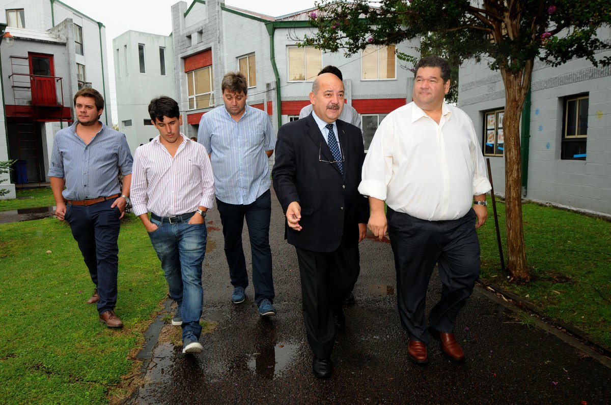Vicepresidente #UNLP Tauber e Intendente #Berisso <a href="/JorgeNedela/">Jorge Gabriel Nedela</a> recorrieron el <a href="/AlbergueUNLP/">Albergue UNLP</a> unlp.edu.ar/articulo/2016/…