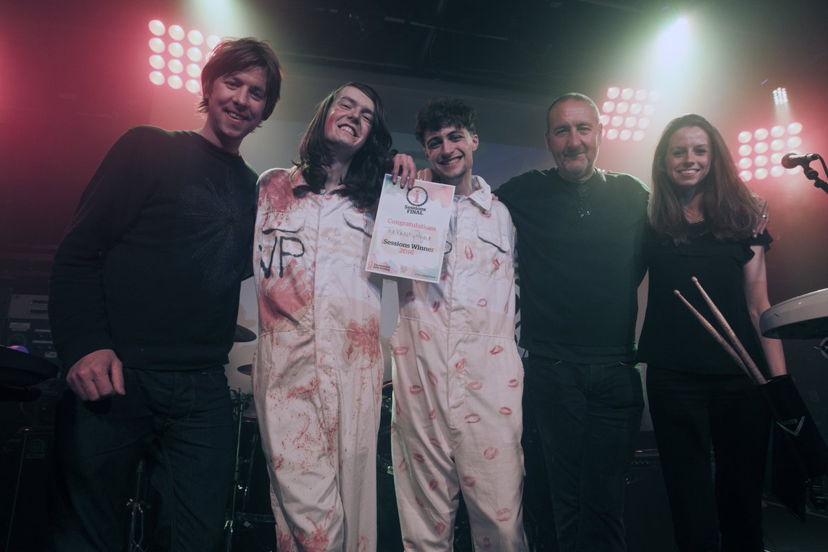 IndyStudents's tweet photo. Manchester University duo, The Vanity Project, wins iSessions 2016 https://t.co/L66MEL5dVc #iSessionsFinal https://t.co/iQBhPFm9n0