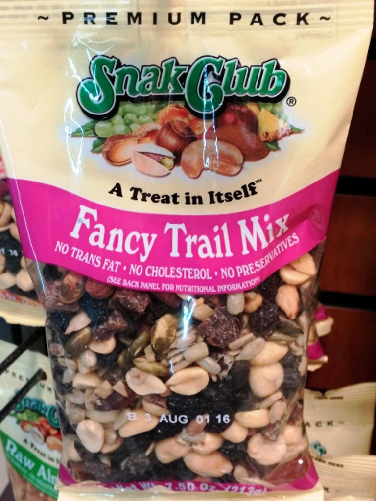 pawcsueb's tweet photo. No Preservatives! Grab a Fancy Trail Mix at our local Pioneer Bookstore today. #TryThisTuesday #pawcsueb #trailmix https://t.co/MqzlSE76iS