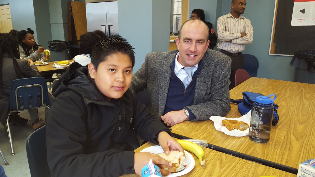 ChavezPrepDCPCS's tweet photo. #ShadowAStudentChallenge @schoolretool @ChavezPrepDCPCS @ChavezSchools -- hangin' with Jose and his boys at lunch!! https://t.co/HZZ8BkGvh5