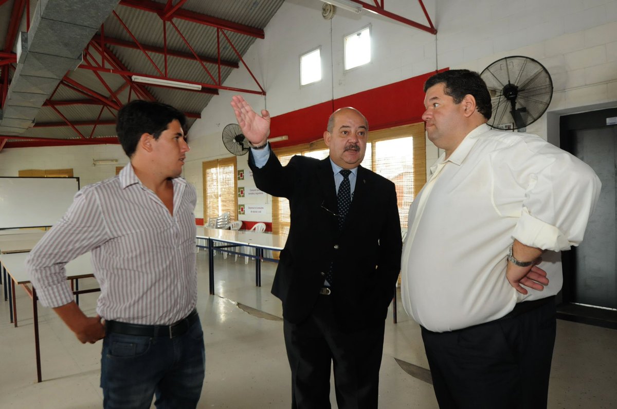 Tauber en el <a href="/AlbergueUNLP/">Albergue UNLP</a>: "seguimos reforzando la concepción de Universidad regional" <a href="/joaquinMSoler/">Joaquin Msoler</a> <a href="/JorgeNedela/">Jorge Gabriel Nedela</a>