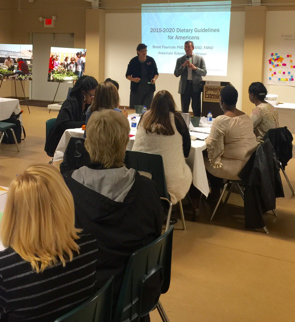 drlindamitchell's tweet photo. Dr Brent Fountain sharing during Nutrition Education Month, the 2015-2020 Dietary Guidelines for Americans.#MSUext https://t.co/8l2PXyAggc
