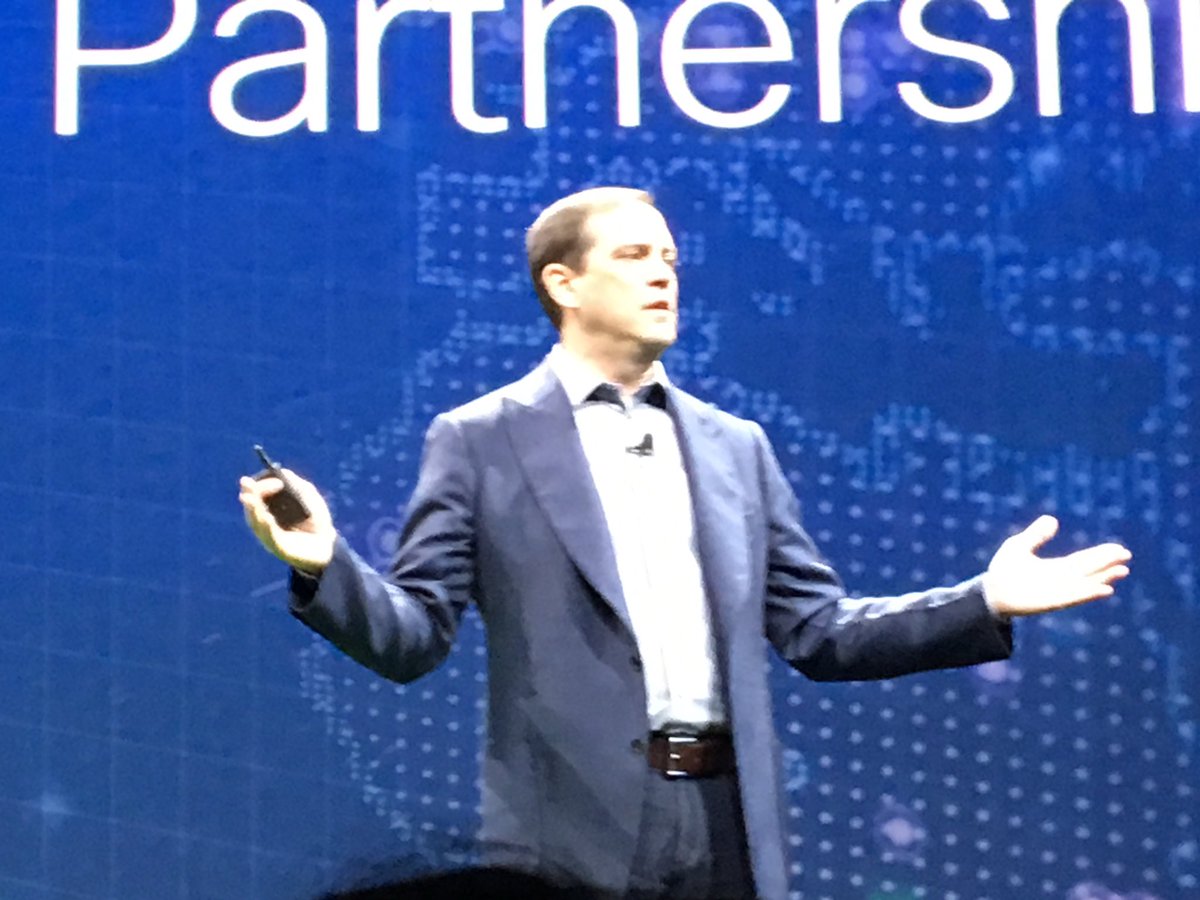 dkmacdonald's tweet photo. Chuck Robbins delivers 1st keynote as CEO #CiscoPS16 #poweredbypartners @ChuckRobbins @LongViewSystems https://t.co/FwQ0Q2wKFh