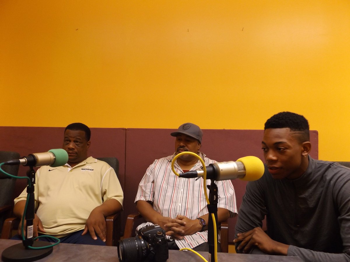 TheCoachRoShow's tweet photo. Pics of our interview with @morsehighASB BBall Coach Fisher, Coach Mahdi and @CSUBAthletics commit Justin Davis. https://t.co/Vvdr4PsLo4