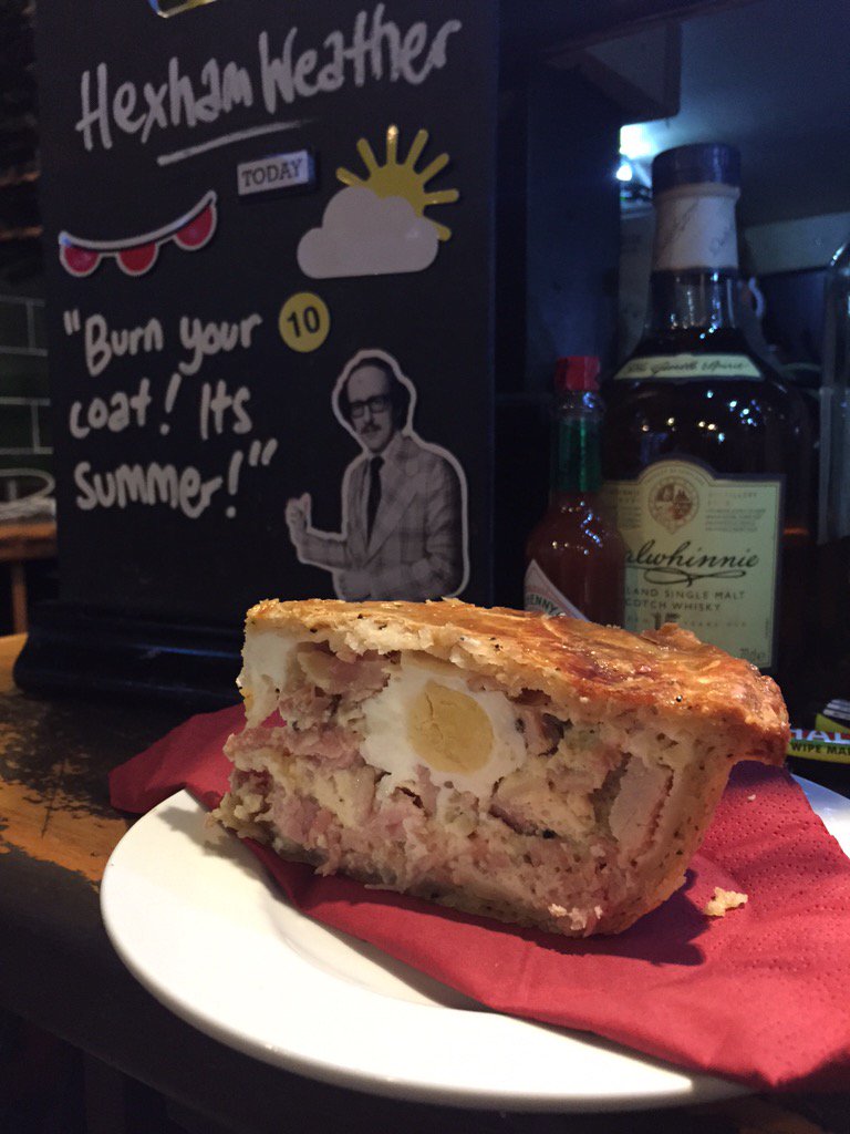 TanneryHexham's tweet photo. 70's Ham &amp; Egg Pie, just like wor @whistlinglil &amp; @Madridhibs like it. #pie #hexham https://t.co/AnKR3cksgE