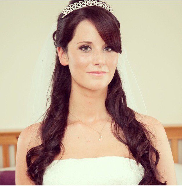 beauthaven05's tweet photo. Getting married? need a make-up artist? Come visit us at Beauty Haven! #makeup#bridal#bridemakeup#janeirdale https://t.co/UtxjToMLR2