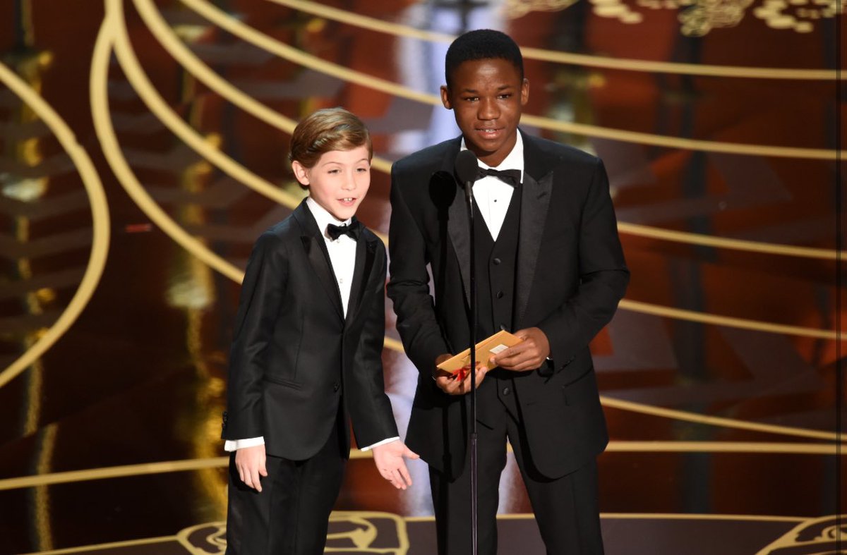 JacobTFans's tweet photo. Jacob presenting with Abraham Attah! #Oscars https://t.co/l0o8SvZQRM