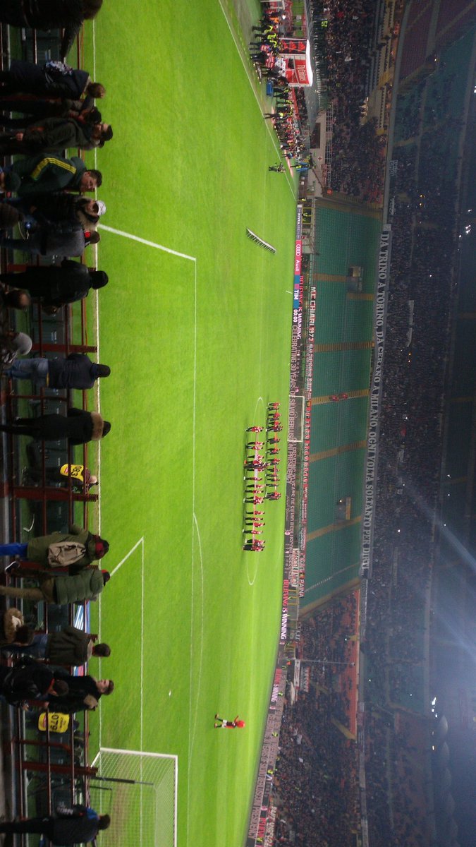 DenMessina's tweet photo. @acmilan #forzaragazzi #milanalessandria https://t.co/yKj3kLOP1a